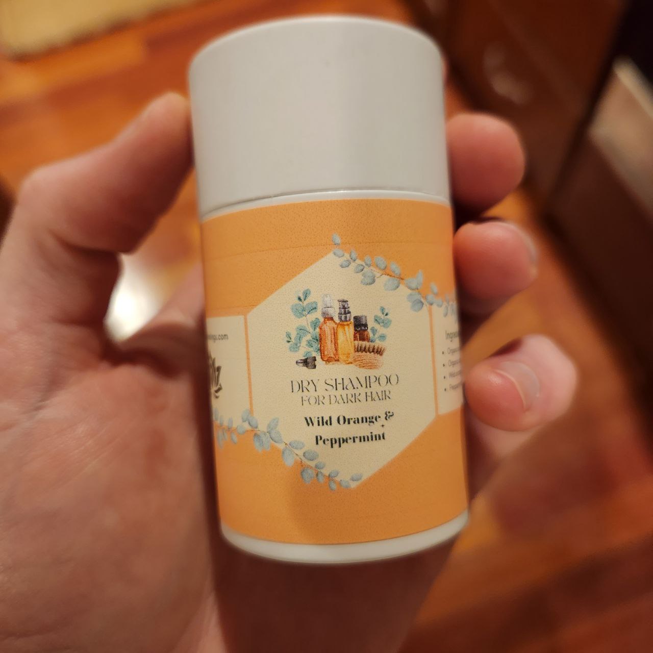 All-Natural Dry Shampoo Powder