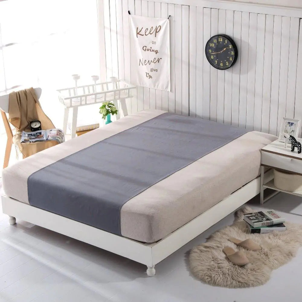 Grounding Bed Sheet Set: Gray